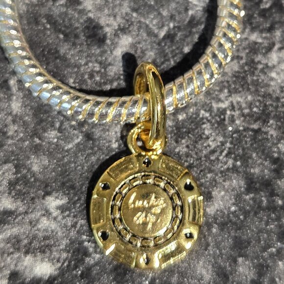 NEW Gold Lucky 7 Chip Pendant Charm For Bracelet or Chain - Picture 6 of 6